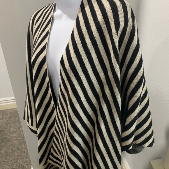 Ya Los Angeles Strip Cardigan Sweater Knit Women's Cream Black One Size - Picture 4 of 8